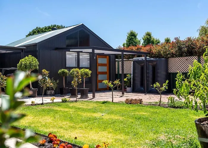 Bees Knees Studio, 5 Min To Cbd, Adelaide Airport & Henley Beach