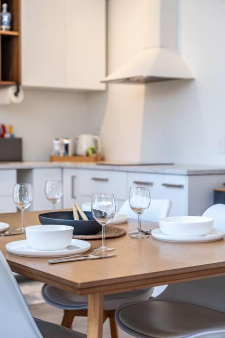 Bees Knees Studio, 5 Min To Cbd, Adelaide Airport & Henley Holiday home *