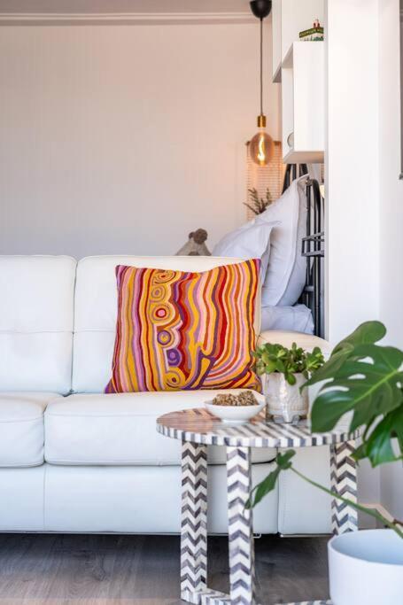Bees Knees Studio, 5 Min To Cbd, Adelaide Airport & Henley * Thebarton