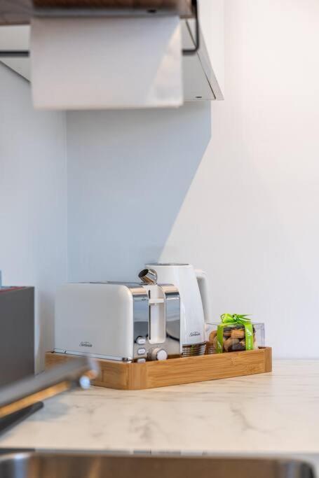 Bees Knees Studio, 5 Min To Cbd, Adelaide Airport & Henley Thebarton