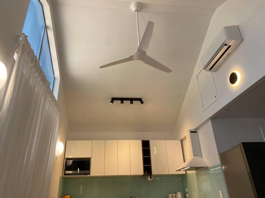 Bees Knees Studio, 5 Min To Cbd, Adelaide Airport & Henley Holiday home Thebarton