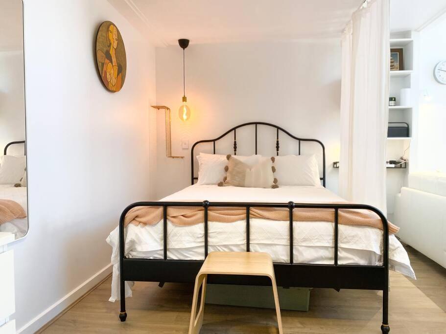 Bees Knees Studio, 5 Min To Cbd, Adelaide Airport & Henley Holiday home *